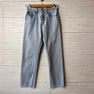 Levis Jeans Womens Size 25 Wedgie Straight Light Wash Button Fly 100% Cotton